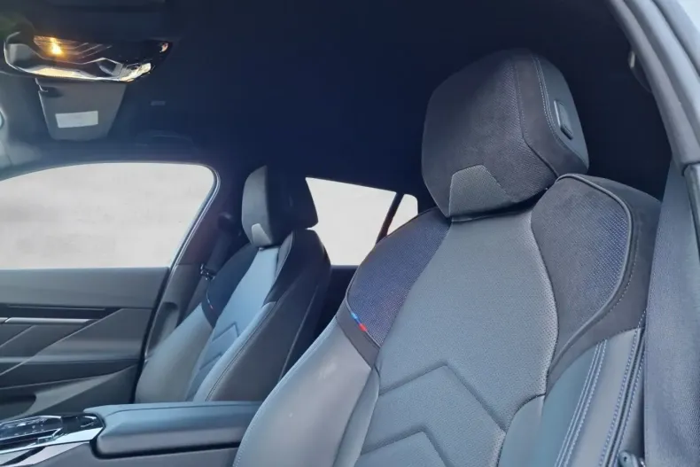 BMW 520 din 2024 cu 9.999 km - oferta BMW157309 - foto 18