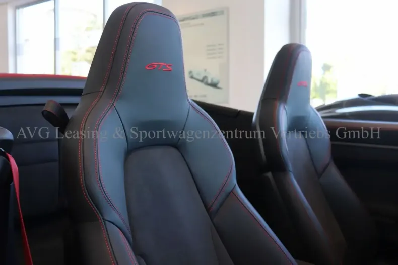 Porsche 992 din 2024 cu 11.497 km - oferta POR157311 - foto 18