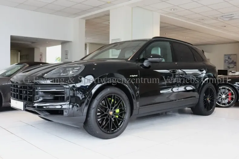 Porsche Cayenne din 2024 cu 24.445 km - oferta POR157319 - foto 3