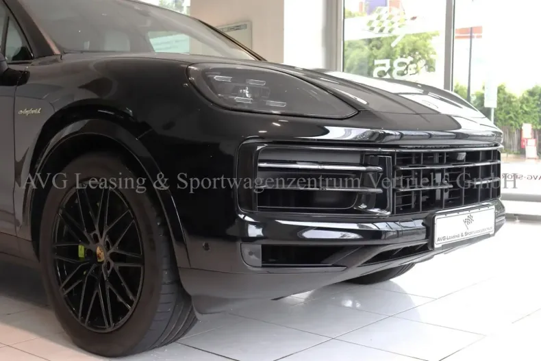 Porsche Cayenne din 2024 cu 24.445 km - oferta POR157319 - foto 9