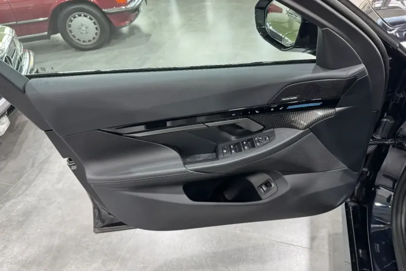 BMW 520 din 2025 cu 22.146 km - oferta BMW157320 - foto 33