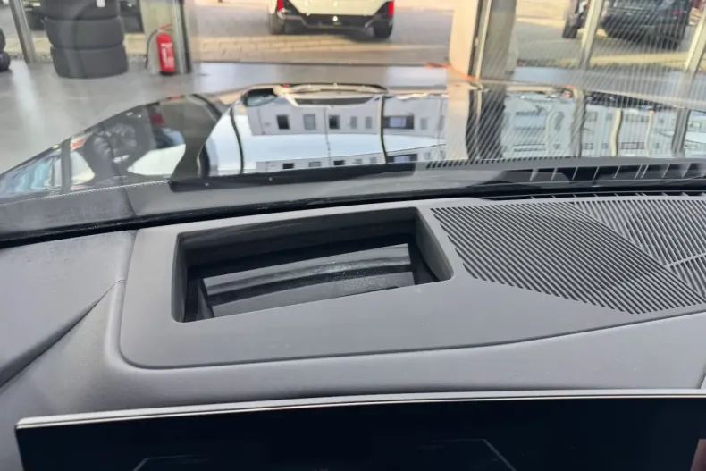 BMW 520 din 2025 cu 22.146 km - oferta BMW157320 - foto 48