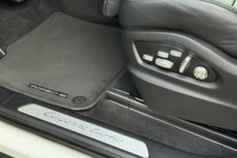 Porsche Cayenne din 2021 cu 43.000 km - oferta POR157324 - foto 45