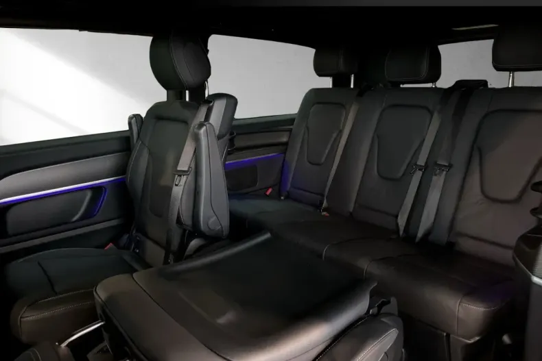 Mercedes-Benz V 300 din 2025 cu 17.298 km - oferta MER157326 - foto 9