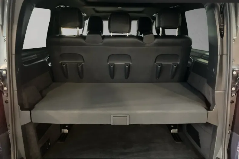 Mercedes-Benz V 300 din 2025 cu 17.298 km - oferta MER157326 - foto 10