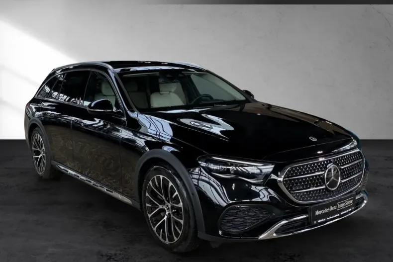 Mercedes-Benz E 300 din 2024 cu 15.830 km - oferta MER157328 - foto 6