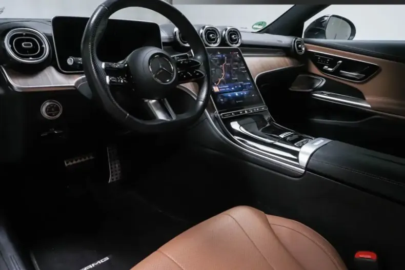 Mercedes-Benz CLE 450 din 2024 cu 11.260 km - oferta MER157329 - foto 6