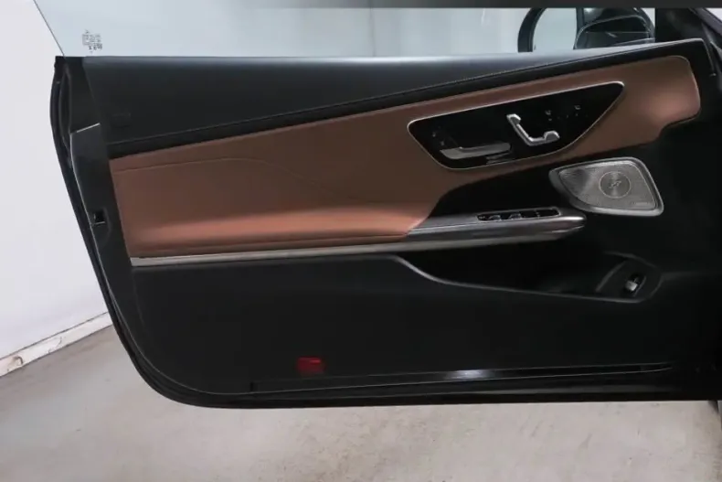 Mercedes-Benz CLE 450 din 2024 cu 11.260 km - oferta MER157329 - foto 9