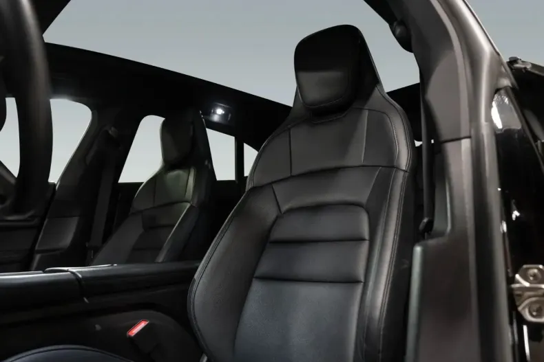 Porsche Taycan din 2022 cu 77.700 km - oferta POR157330 - foto 9