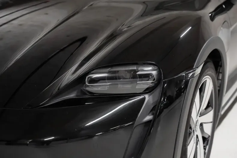 Porsche Taycan din 2022 cu 77.700 km - oferta POR157330 - foto 14