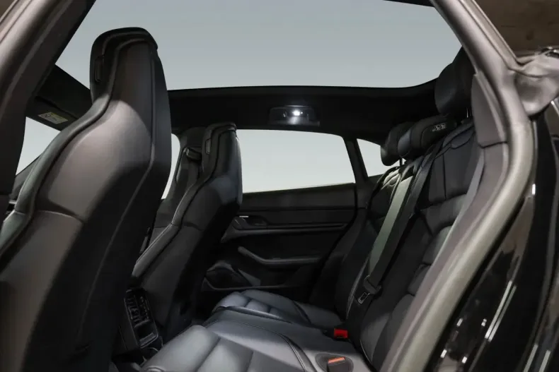 Porsche Taycan din 2022 cu 77.700 km - oferta POR157330 - foto 17