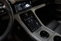 Porsche Taycan din 2022 cu 77.700 km - oferta POR157330 - foto 25