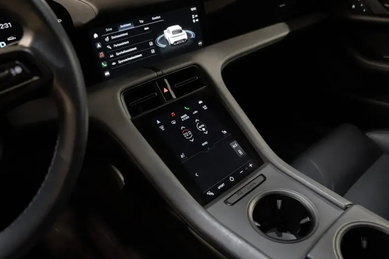 Porsche Taycan din 2022 cu 77.700 km - oferta POR157330 - foto 25