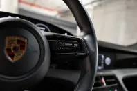 Porsche Taycan din 2022 cu 77.700 km - oferta POR157330 - foto 34