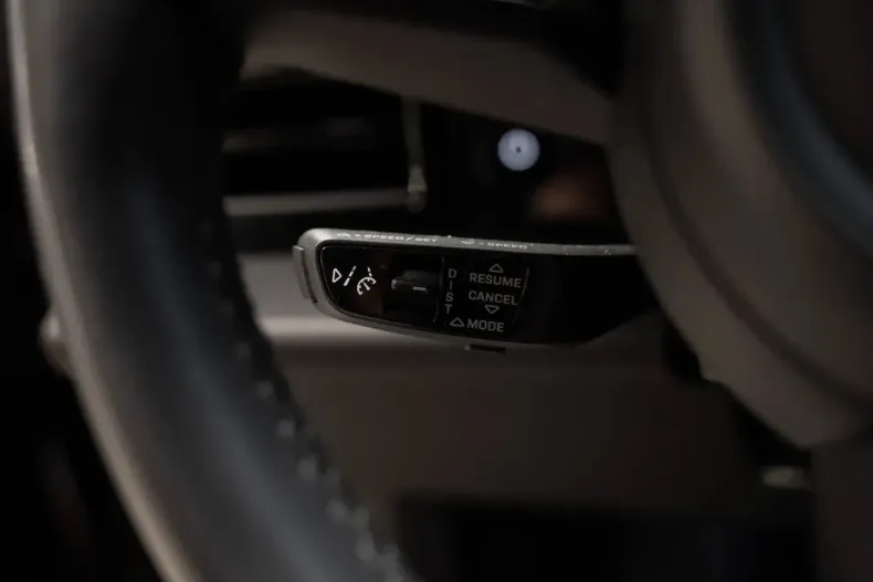 Porsche Taycan din 2022 cu 77.700 km - oferta POR157330 - foto 35