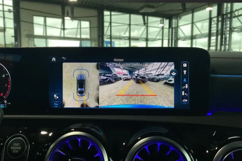 Mercedes-Benz CLA 250 din 2024 cu 13.170 km - oferta MER157333 - foto 12