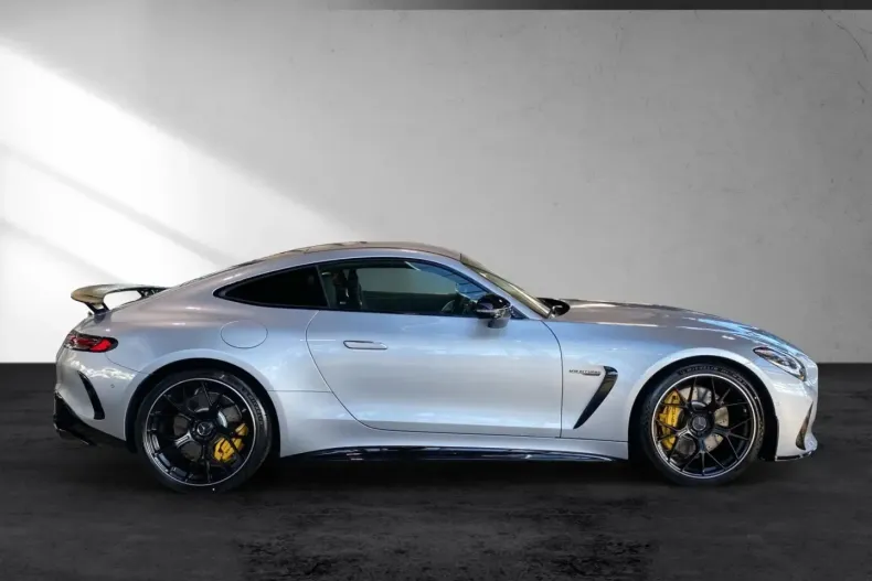 Mercedes-Benz AMG GT din 2023 cu 4.360 km - oferta MER157334 - foto 5