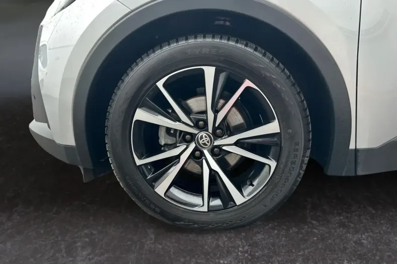 Toyota C-HR din 2024 cu 12.455 km - oferta TOY157352 - foto 18