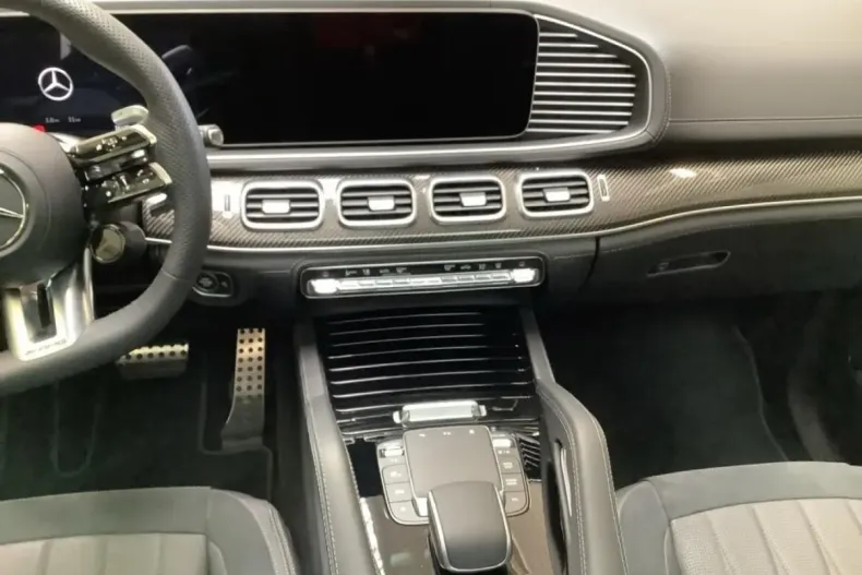 Mercedes-Benz GLE 63 AMG din 2024 cu 8.700 km - oferta MER157362 - foto 13