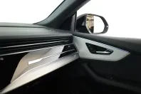 Audi Q8 din 2025 cu 18.500 km - oferta AUD157368 - foto 9