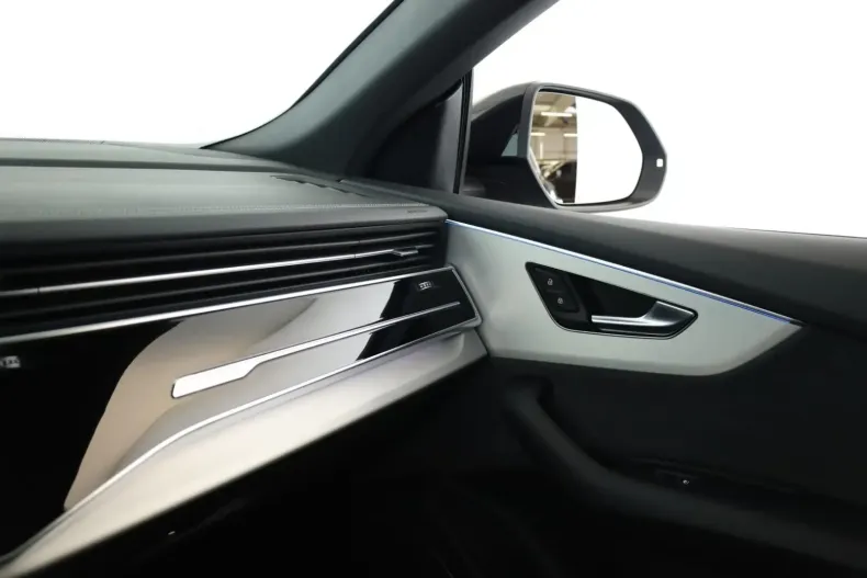 Audi Q8 din 2025 cu 18.500 km - oferta AUD157368 - foto 9