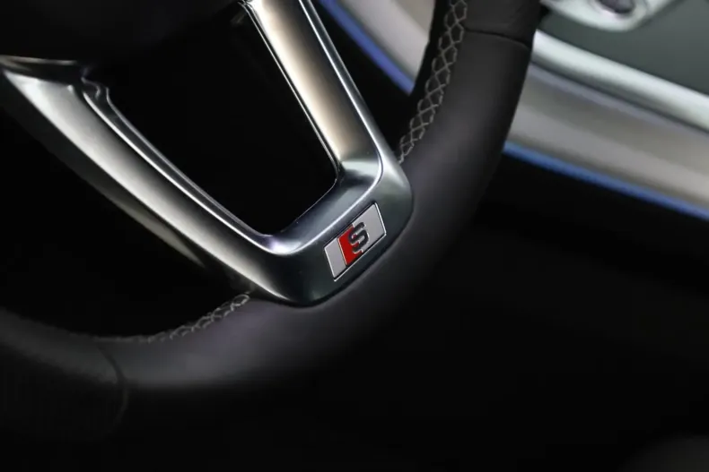 Audi Q8 din 2025 cu 18.500 km - oferta AUD157368 - foto 14