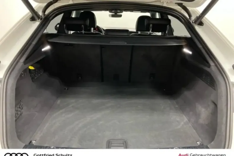 Audi Q8 din 2024 cu 12.861 km - oferta AUD157370 - foto 7