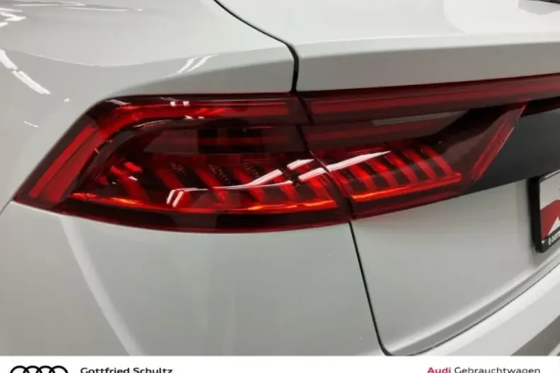 Audi Q8 din 2024 cu 12.861 km - oferta AUD157370 - foto 11