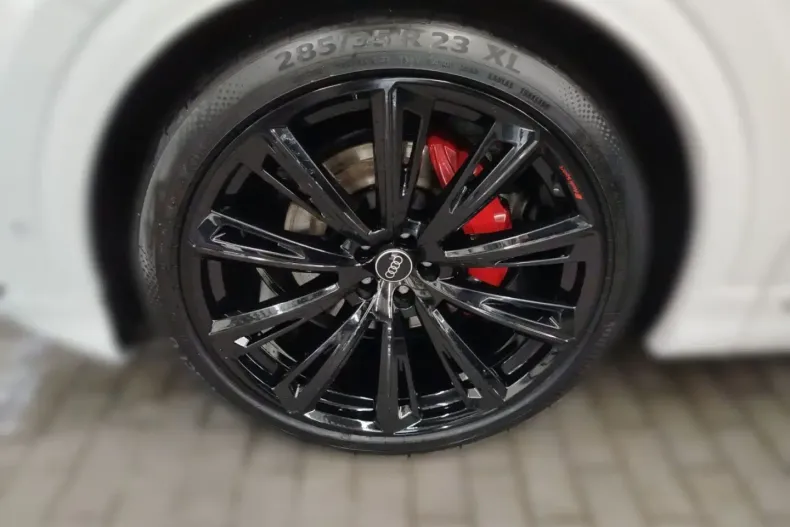 Audi Q8 din 2024 cu 10.019 km - oferta AUD157371 - foto 2