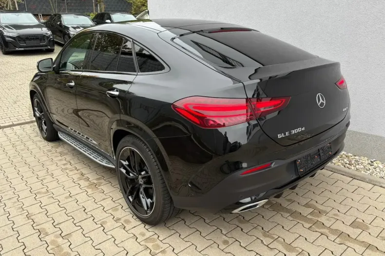 Mercedes-Benz GLE 300 din 2025 cu 12.000 km - oferta MER157372 - foto 6