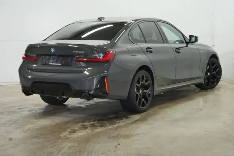 BMW 330 din 2025 cu 9.500 km - oferta BMW157376 - foto 3