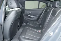 BMW 330 din 2025 cu 9.500 km - oferta BMW157376 - foto 8