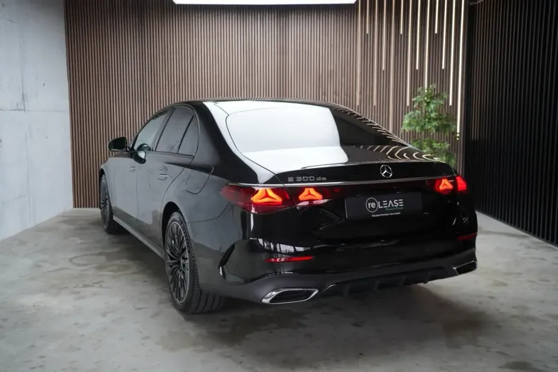 Mercedes-Benz E 300 din 2024 cu 19.390 km - oferta MER157377 - foto 6