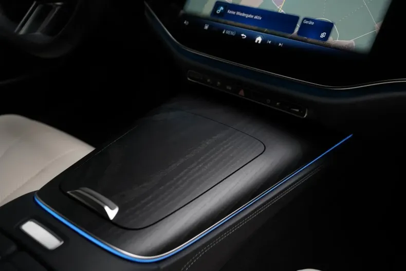 Mercedes-Benz E 300 din 2024 cu 19.390 km - oferta MER157377 - foto 18