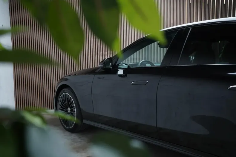 Mercedes-Benz E 300 din 2024 cu 19.390 km - oferta MER157377 - foto 24