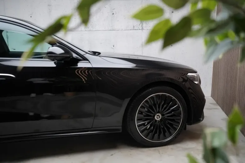 Mercedes-Benz E 300 din 2024 cu 19.390 km - oferta MER157377 - foto 25