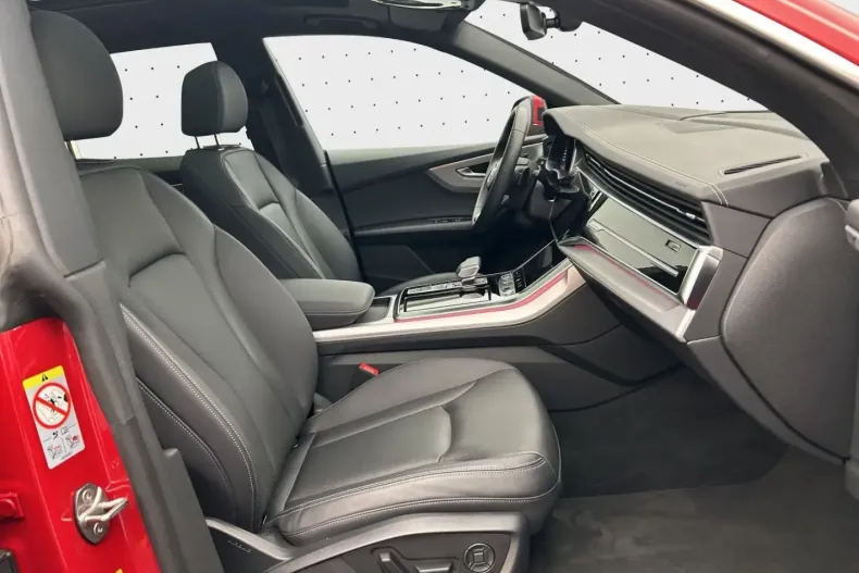 Audi Q8 din 2024 cu 19.052 km - oferta AUD157378 - foto 4