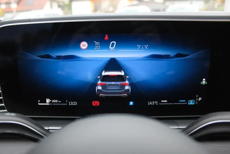 Mercedes-Benz GLE 450 din 2024 cu 23.771 km - oferta MER157379 - foto 13