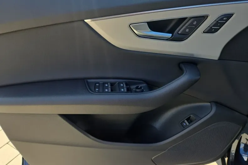 Audi Q8 din 2025 cu 28.838 km - oferta AUD157381 - foto 15