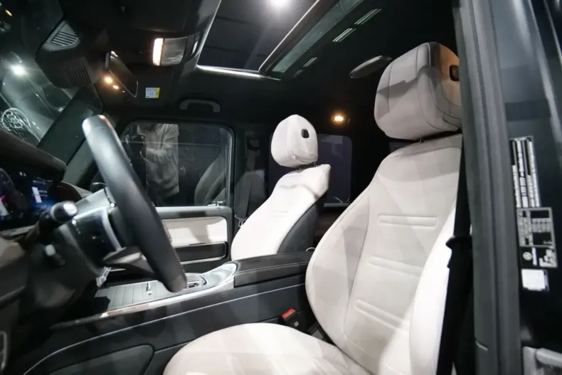 Mercedes-Benz G 450 din 2025 cu 16.000 km - oferta MER157384 - foto 20