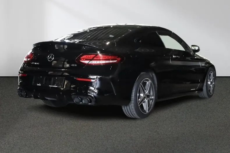 Mercedes-Benz C 43 AMG din 2023 cu 41.635 km - oferta MER157387 - foto 2