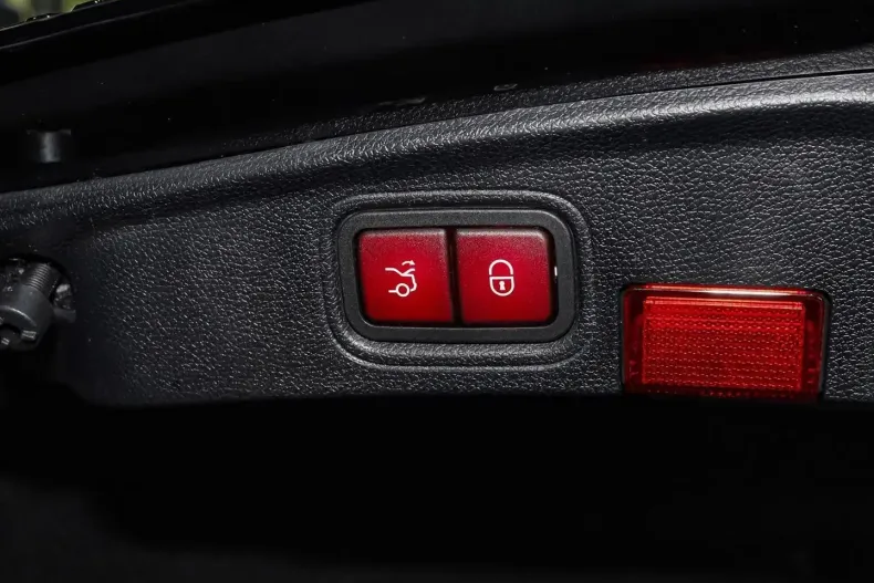 Mercedes-Benz C 43 AMG din 2023 cu 41.635 km - oferta MER157387 - foto 9