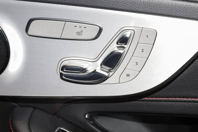 Mercedes-Benz C 43 AMG din 2023 cu 41.635 km - oferta MER157387 - foto 11