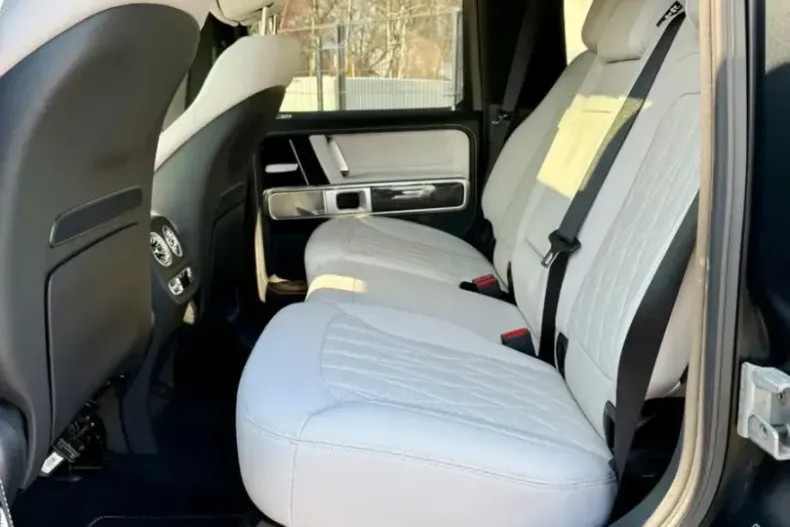 Mercedes-Benz G 63 AMG din 2024 cu 3.999 km - oferta MER157417 - foto 8