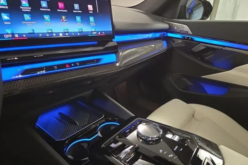 BMW 550 din 2024 cu 17.122 km - oferta BMW157418 - foto 18