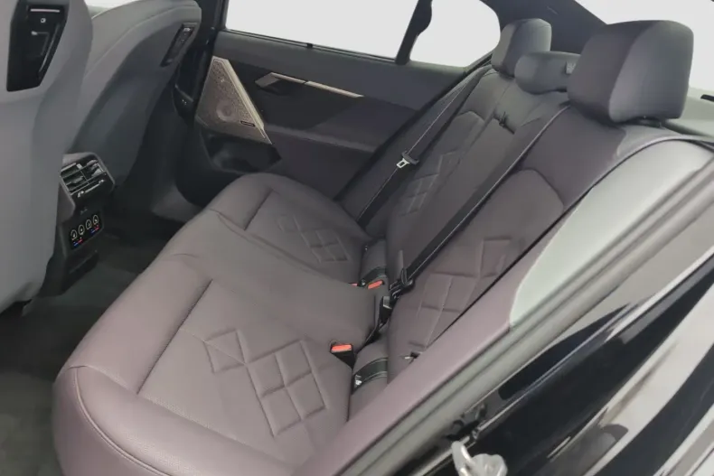 BMW 550 din 2024 cu 20.085 km - oferta BMW157419 - foto 8