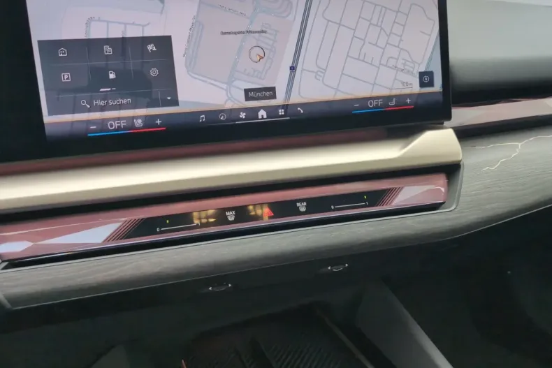 BMW 550 din 2024 cu 20.085 km - oferta BMW157419 - foto 12