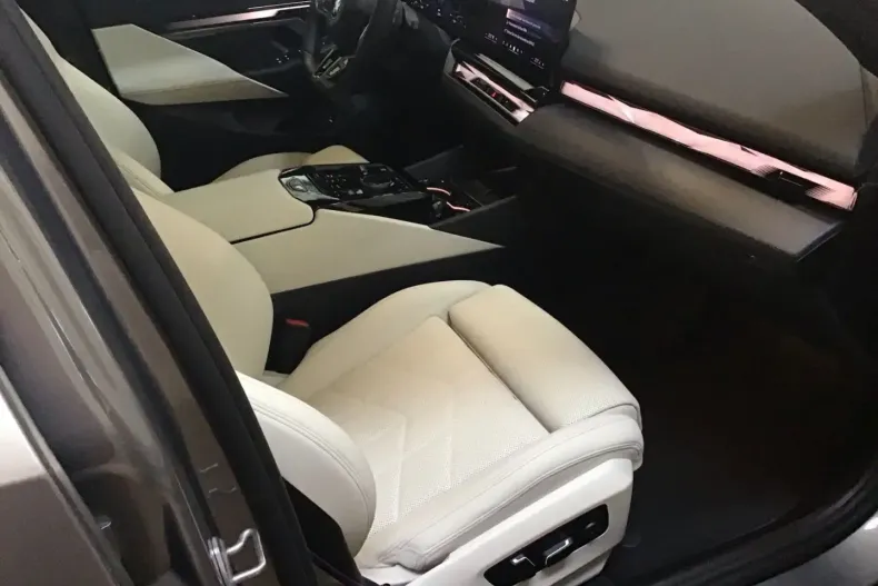 BMW 550 din 2025 cu 22.311 km - oferta BMW157421 - foto 10