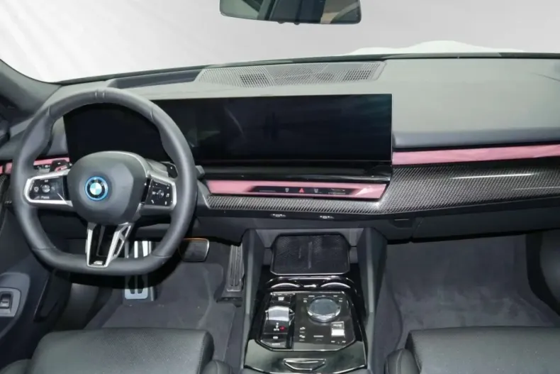 BMW 550 din 2024 cu 14.600 km - oferta BMW157423 - foto 5