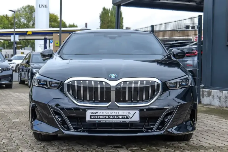 BMW 550 din 2024 cu 16.649 km - oferta BMW157424 - foto 5